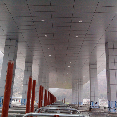 S355JR Gas Station Canopy Shed 500m 1000m Corrugated  Roof Shed