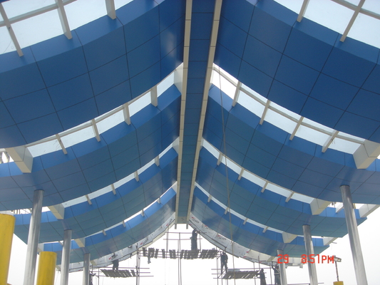 Steel Truss Roof Structures using Q235 Low Carbon Steel for Toll and Railway Stations | Durable and Reliable Solutions