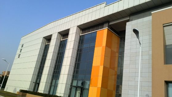 ISO9001:2008/CE/BV Certified Long-span Steel Space Frame with Energy Saving Prefabricated Structure